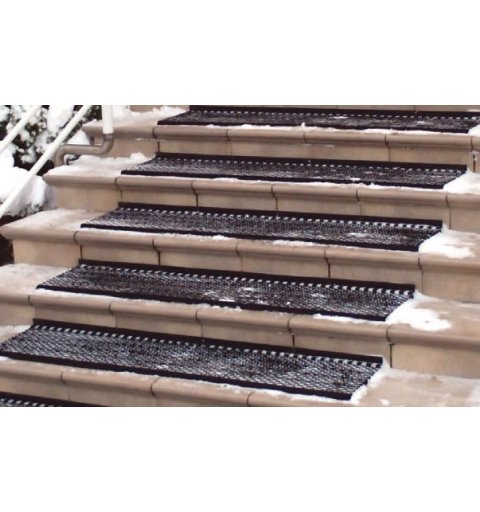 Arabesque anti-slip mat for exterior stairs black color