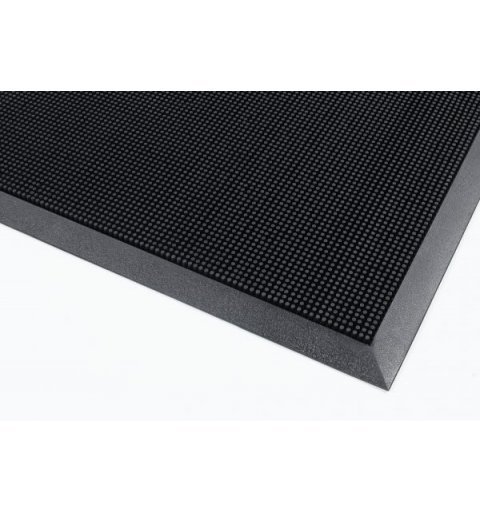 Rubber doormat with rubber spikes